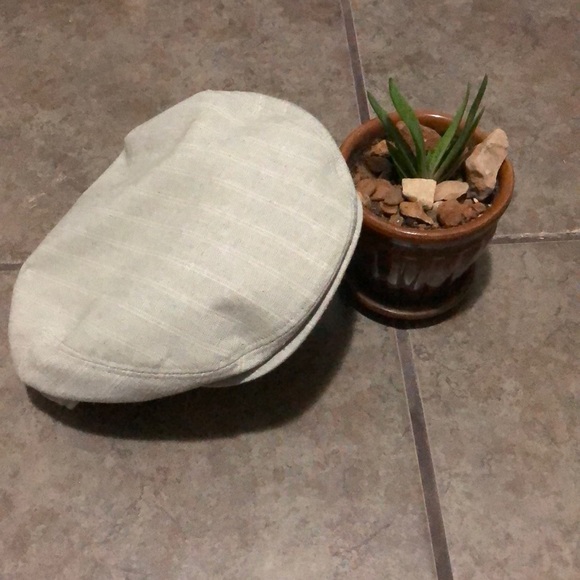 Hat - Picture 5 of 6